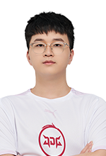 雪崩队教练 雪崩队教练