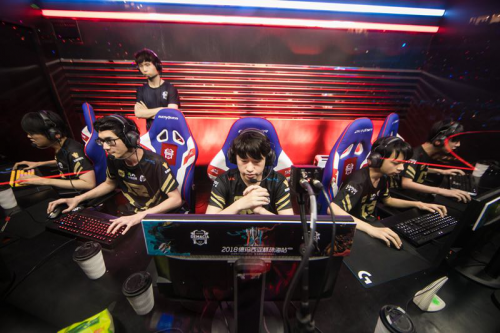 规划两巡以 规划两巡以